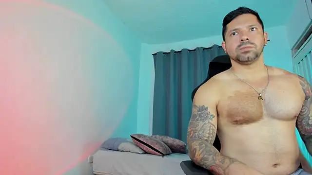 freelovecouple - FreeLoveCouple's free webcam