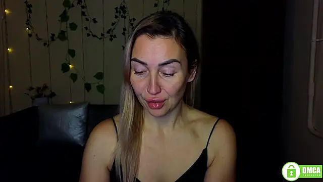 Kiss_julli88I webcam