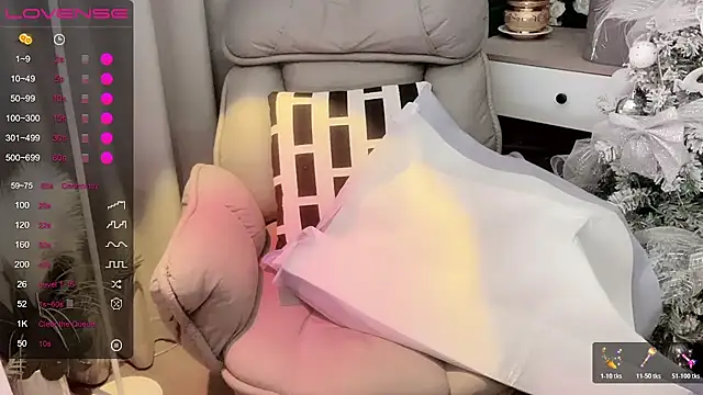 Monica-666888- webcam