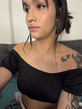 Isabella-Teen webcam