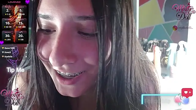 Mysticdooll69 webcam