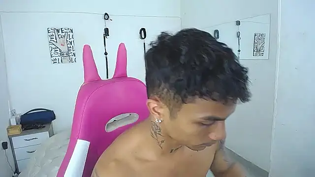 Leonard_Price webcam