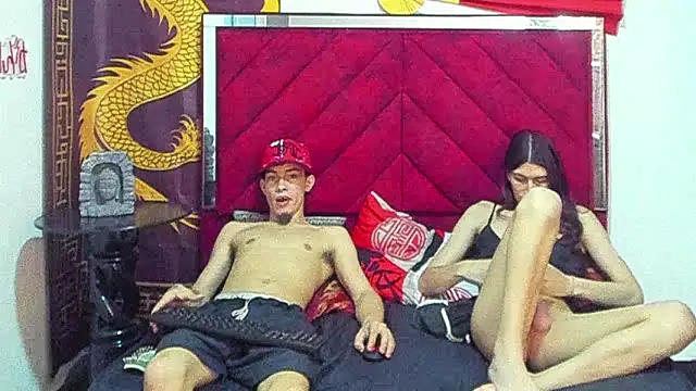 Pride_couple Live Webcam on Stripchat