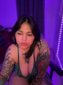 miacanela_xo webcam
