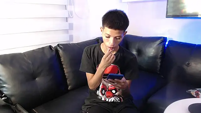 Tessachains_2_ webcam