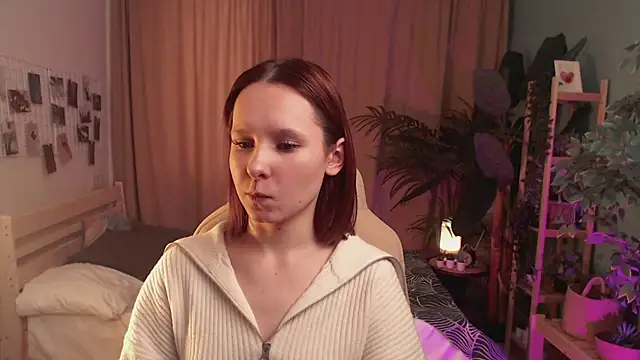 Haya_Harareet webcam