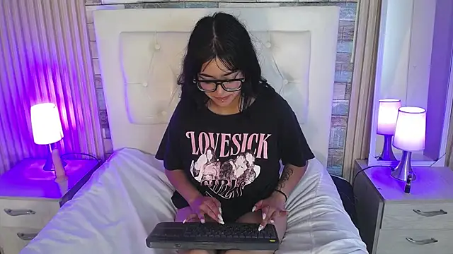 Amy_channel webcam