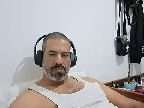 jackbigcock11 webcam