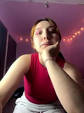Webcam Model (Davne_)  is live.Free join now!