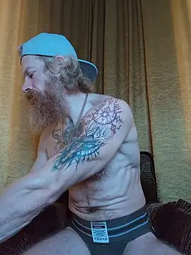 Gingerbeard40 webcam