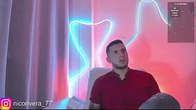 nico_rivera webcam