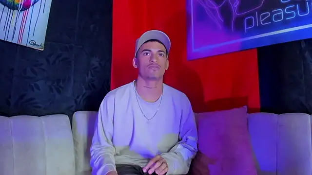 BrownieLoverss webcam