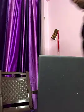 Dick_6inches_Delhi webcam