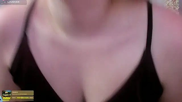 julieta_cooper20 webcam