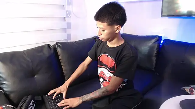 Tessachains_2_ webcam