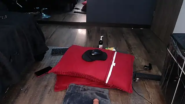 shanthal_bllizz webcam