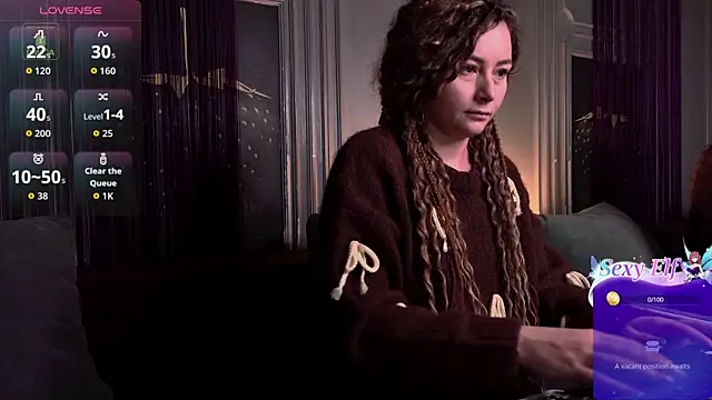 Ishtar_Divine webcam