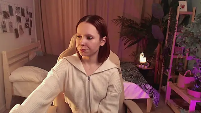 Haya_Harareet webcam