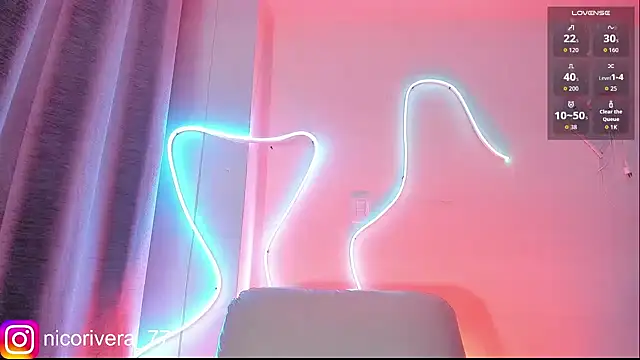 nico_rivera webcam