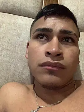 Emiliano_Reyes webcam