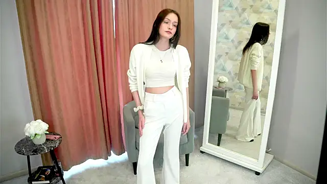 LaraeRodeigues webcam