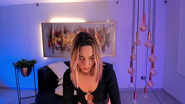 MelissaMoore_ webcam