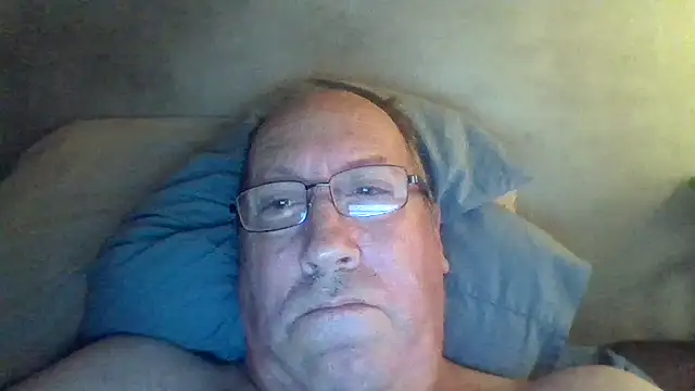 hornyrich69 - Hornyrich69's free webcam - UK Sex Cams