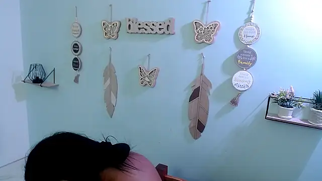 ashlyanaldeep18 webcam