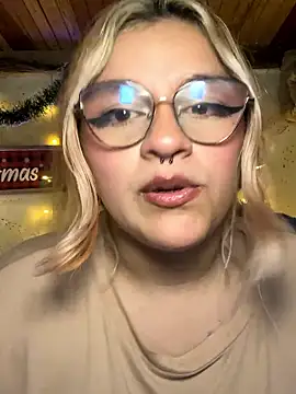 Sophia_Weest99 webcam