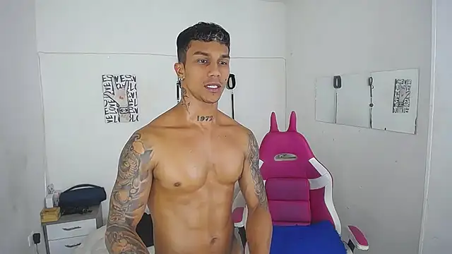 Leonard_Price webcam