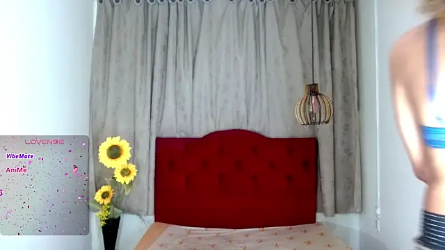 luisa__torres webcam