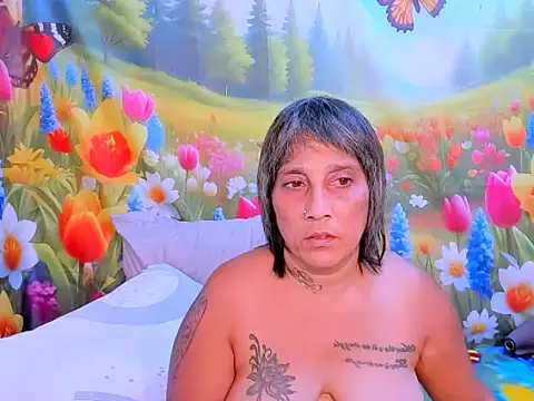 indianroxy webcam