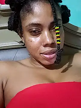 Webcam Model (HONEYSWEETS_LIVE)  is live.Free join now!