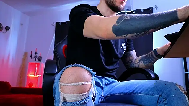 MightyAaron66 webcam