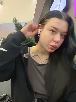 AlishaOfThorns webcam