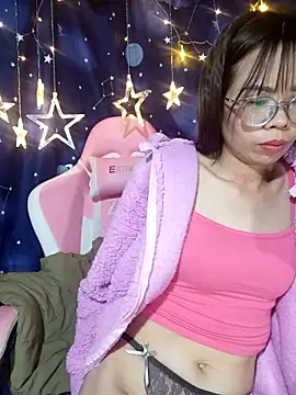 __Mai-love19__ webcam