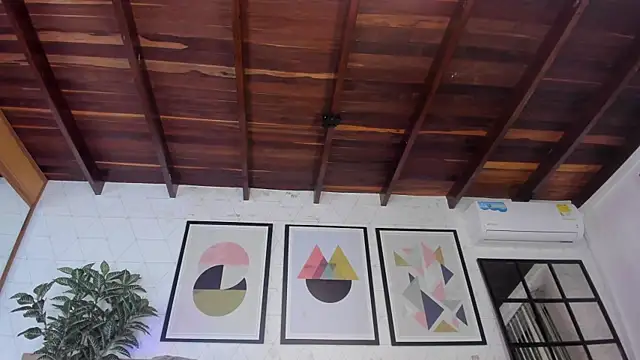 miakay1 (F teen) - 💋Enjoy my pussy with your legs open.🌶️