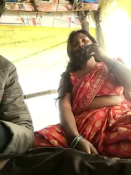 Indiandesicouple155 webcam