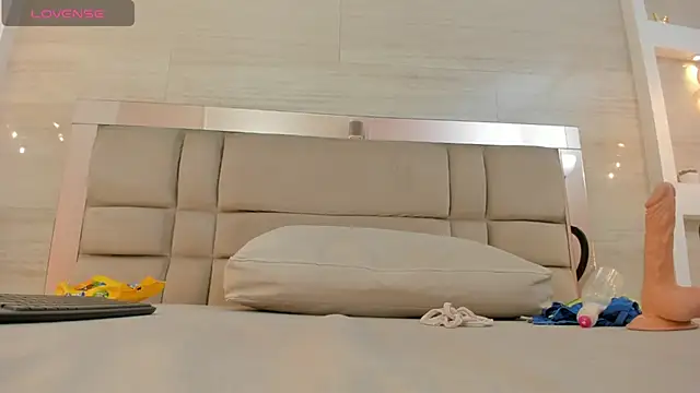 dorothy_vegga webcam