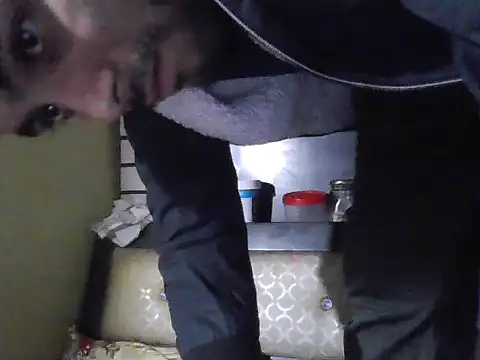 Stubborndesiboy webcam