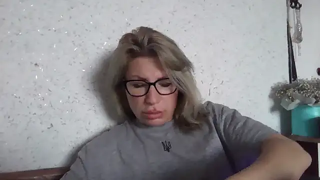 fox_red_lady7 webcam