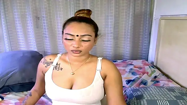 sexyindianchic webcam