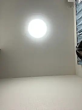 Reina_cute_00_ webcam