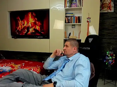 SpartacusDaddy48 webcam