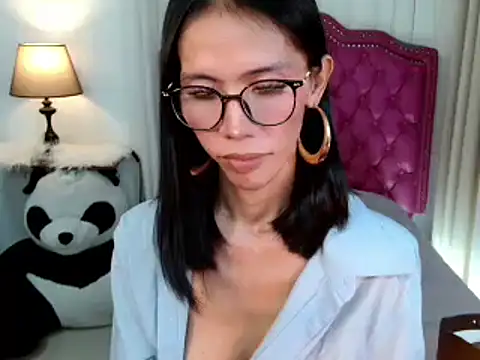 urNAUGHTYbabyGIRLxx webcam