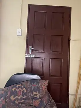 Gifttheskimaskboy webcam