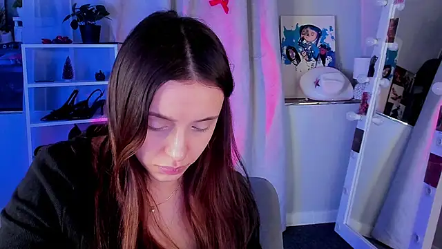 Sahara_Shields webcam