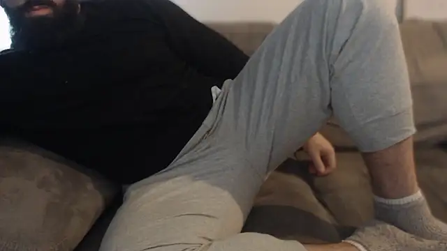 hugemachohandsome webcam