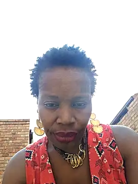 AfricanSquirtingQueen webcam