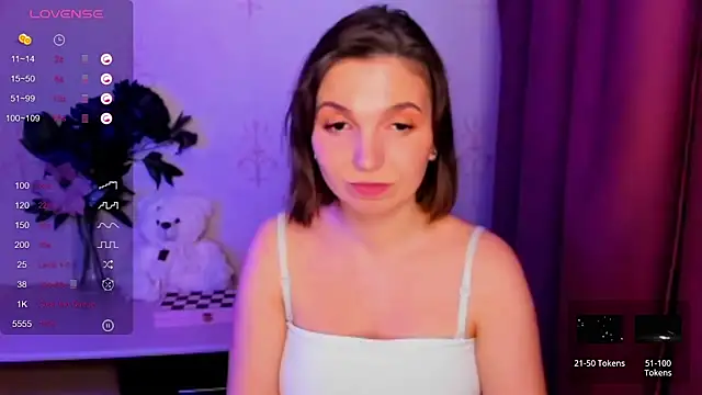 KindHazelHere_ webcam